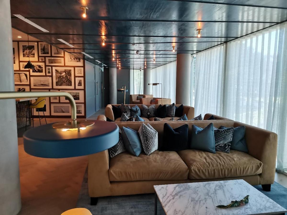 Charles Hope Canary Wharf South Quay Londres Extérieur photo