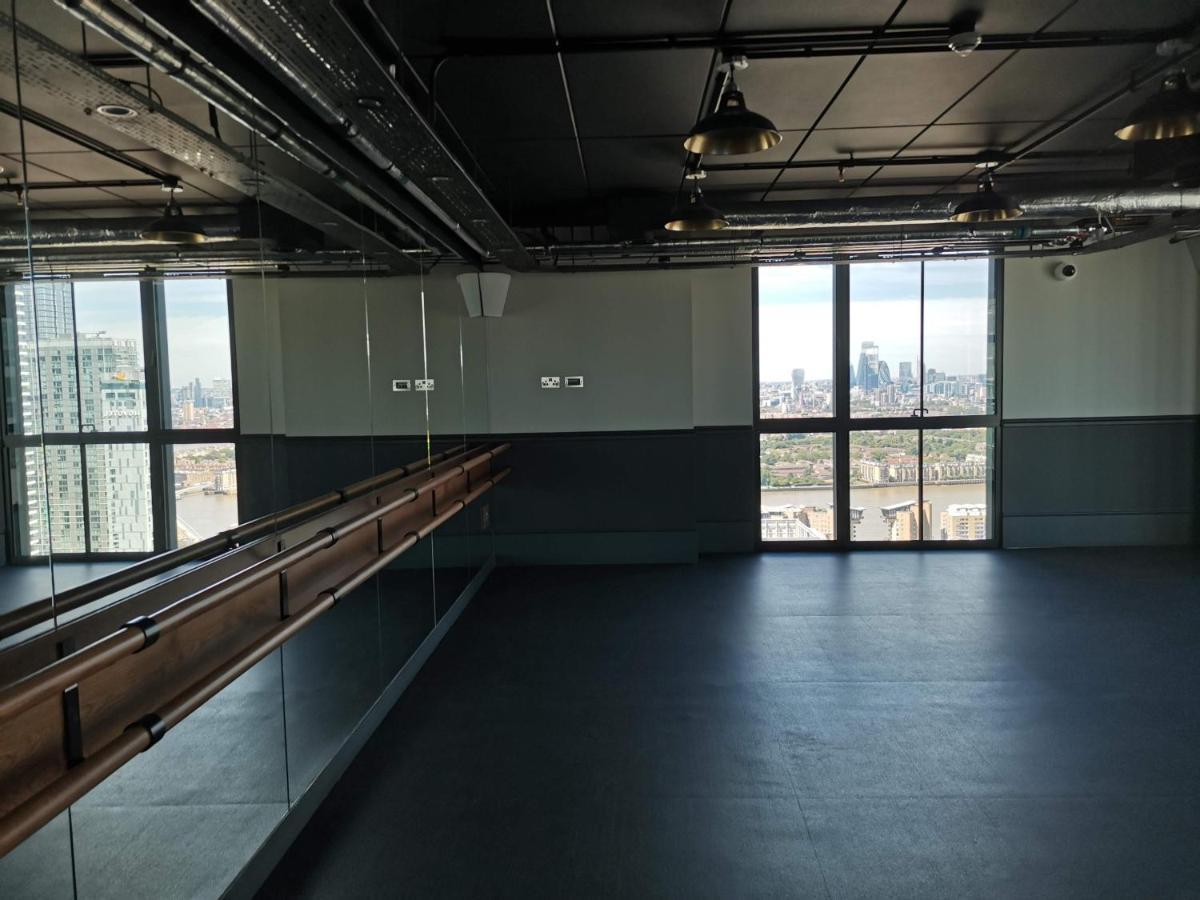 Charles Hope Canary Wharf South Quay Londres Extérieur photo