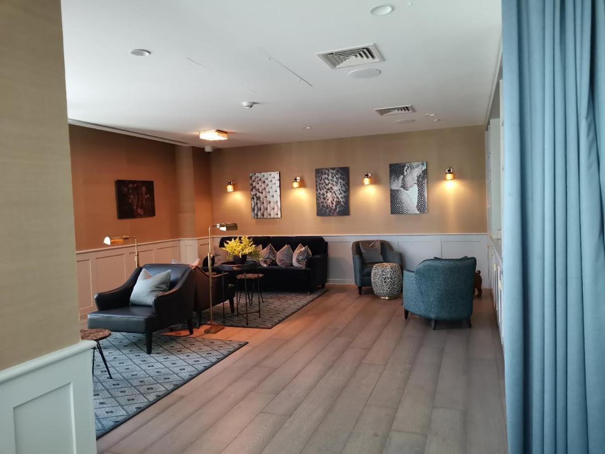 Charles Hope Canary Wharf South Quay Londres Extérieur photo