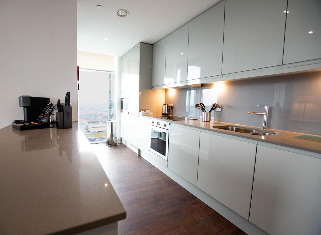 Charles Hope Canary Wharf South Quay Londres Extérieur photo